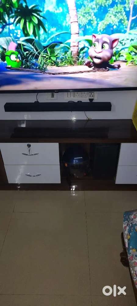 Samsung Dolby soundbar 150watt