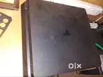 PS4 slim 1 tb + 2 dualshock4 + 3 cds