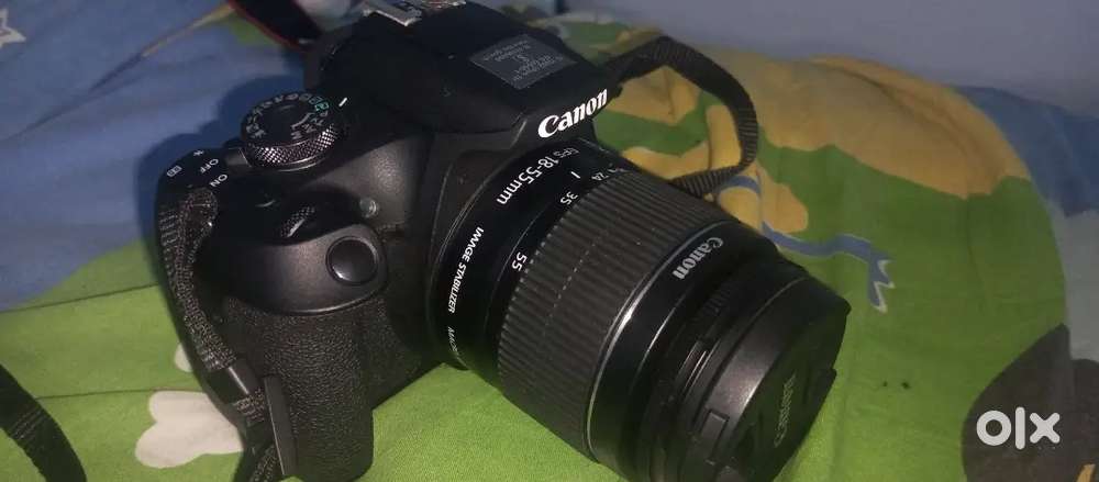Canon 1500D