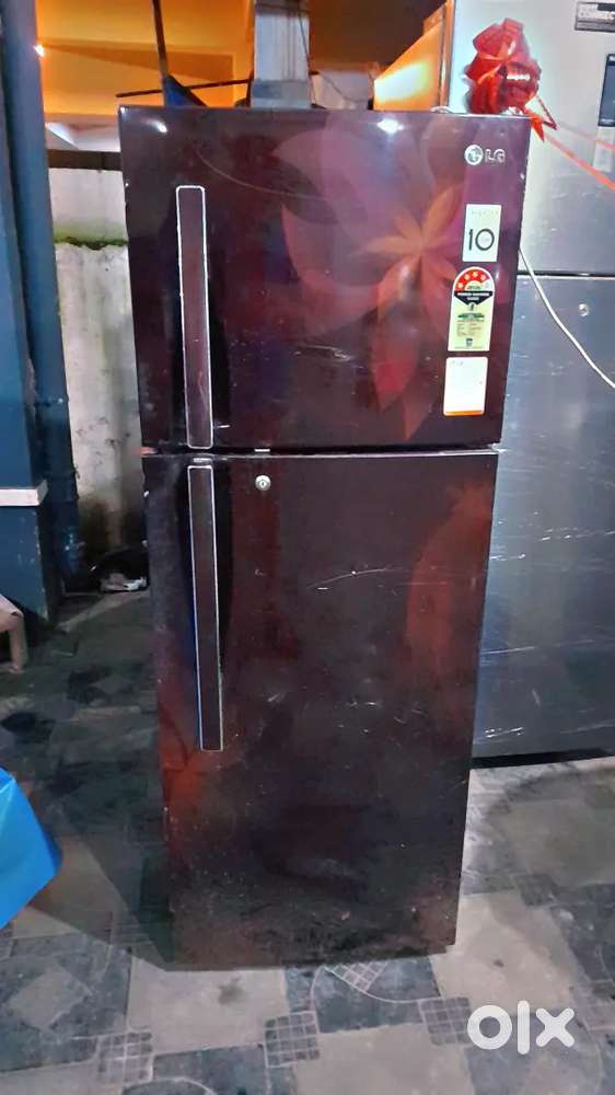 LG Double door fridge available for sale