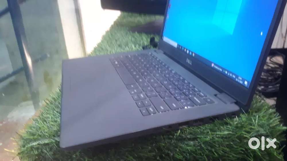 Laptop dell i5 10 gen 256ssd 8gb model 3410