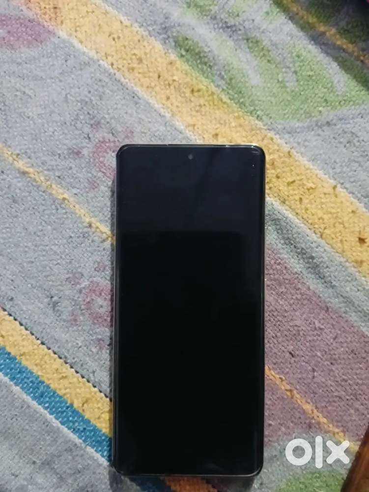 Realme 12 Pro 12+ old