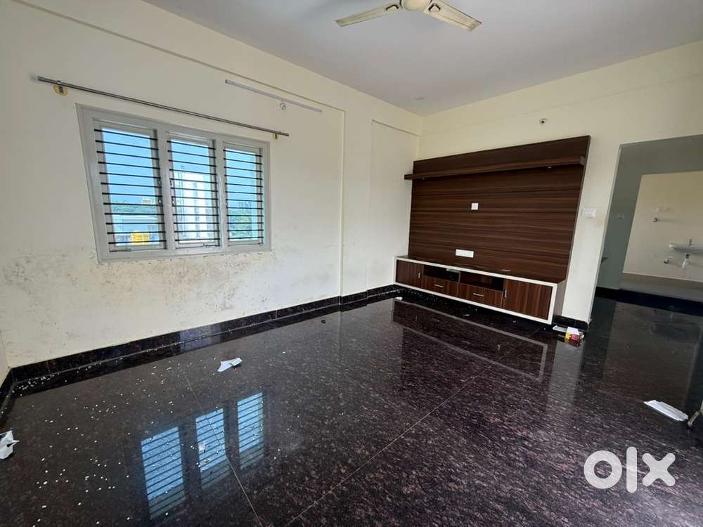 1 BHK SPECIAS HOUSE RENT 13 k . Near kd road Mysore