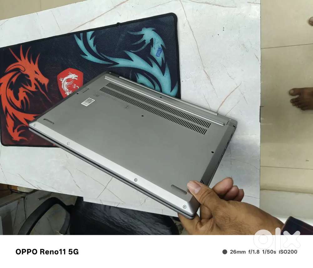 Dell cor i3 10the ram 8 SSD 256 gb win 11