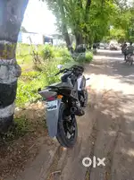 Yamaha R15 v1