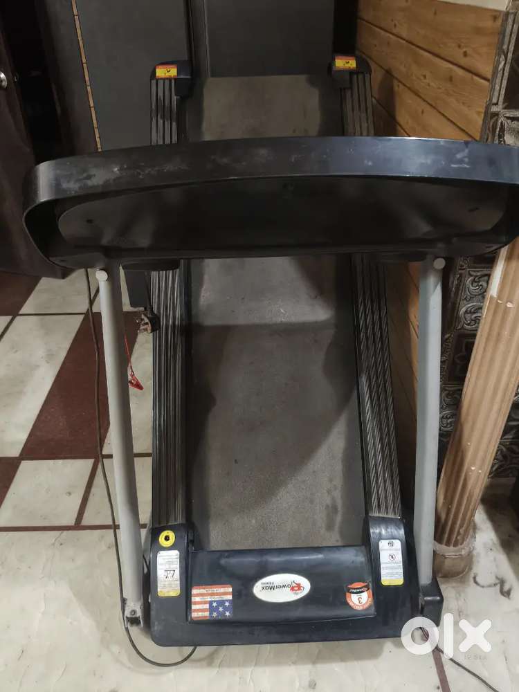 Treadmill powermax fitness in 100% working condition