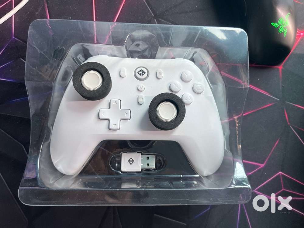 Cosmic byte blitz wireless controller