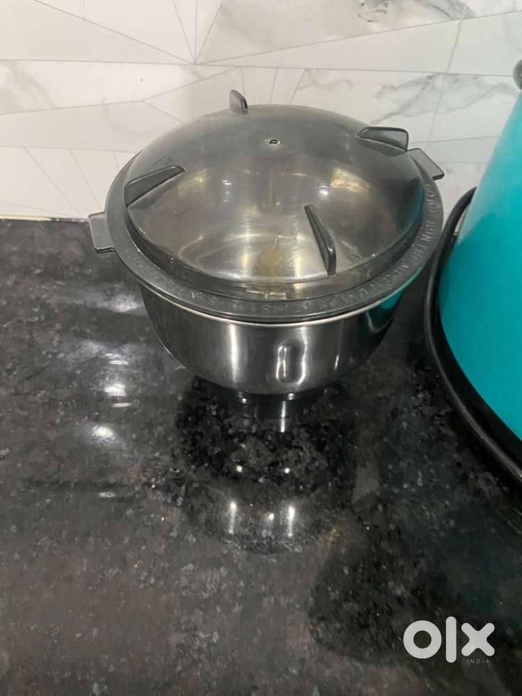 Crompton AMEO Mixer Grinder