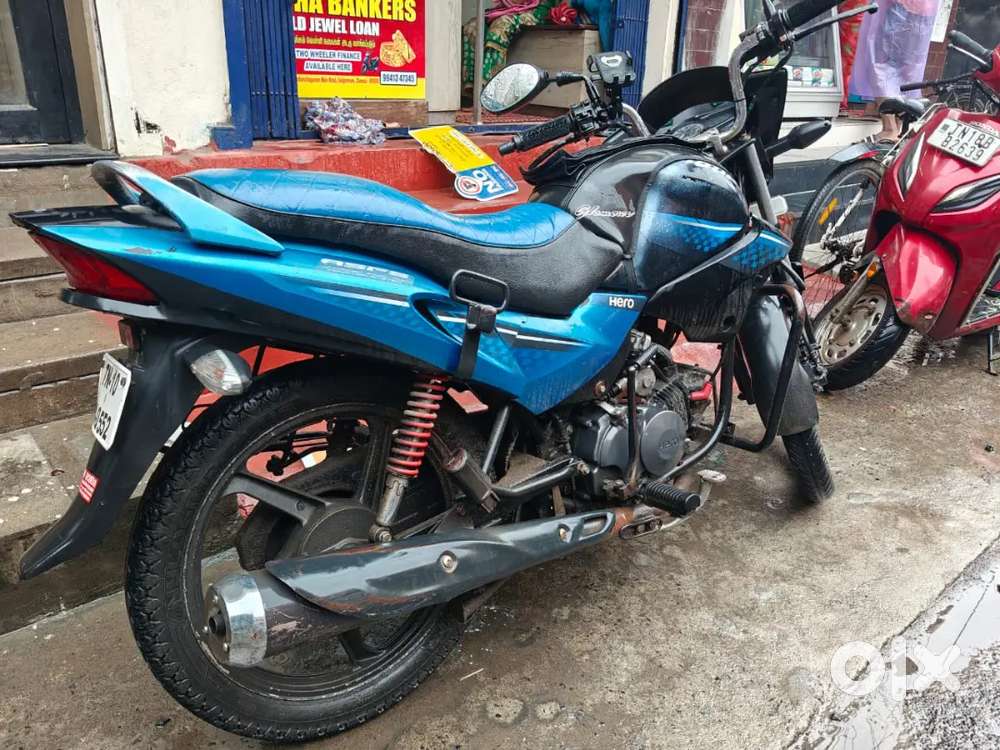 Excellent condition single owner self start alloy wheels sale