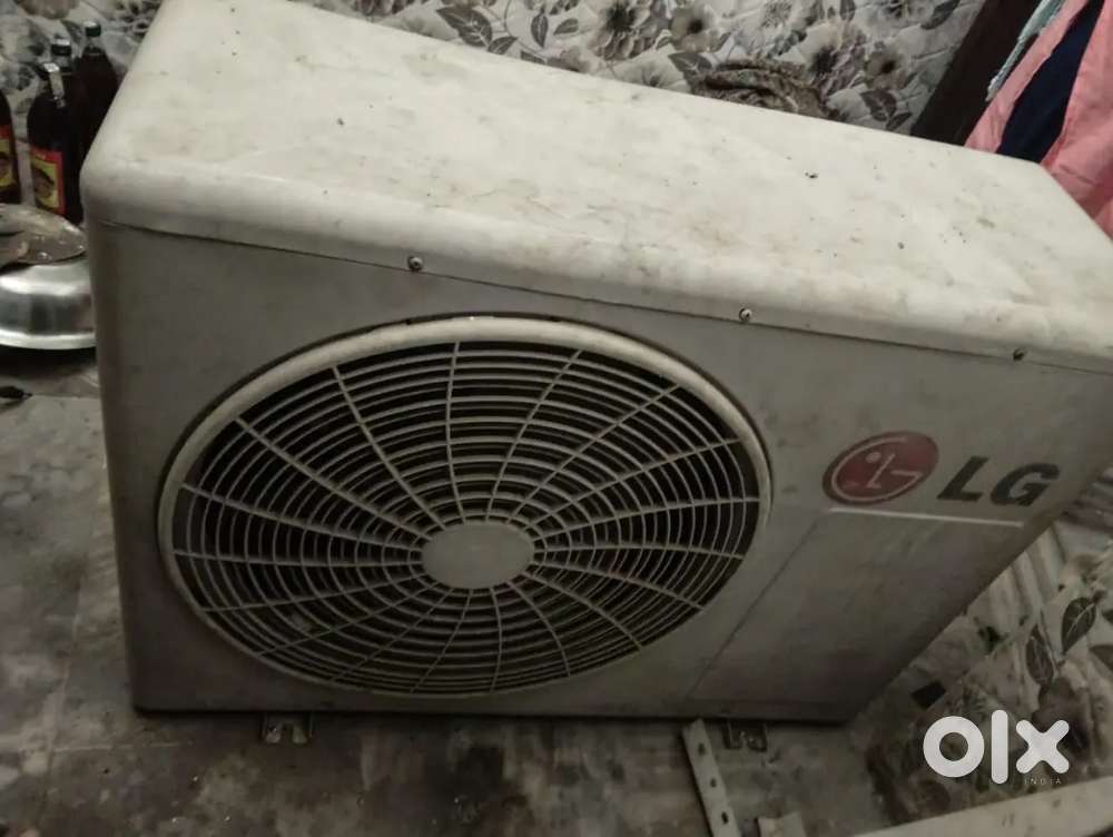 LG AC  very good condition