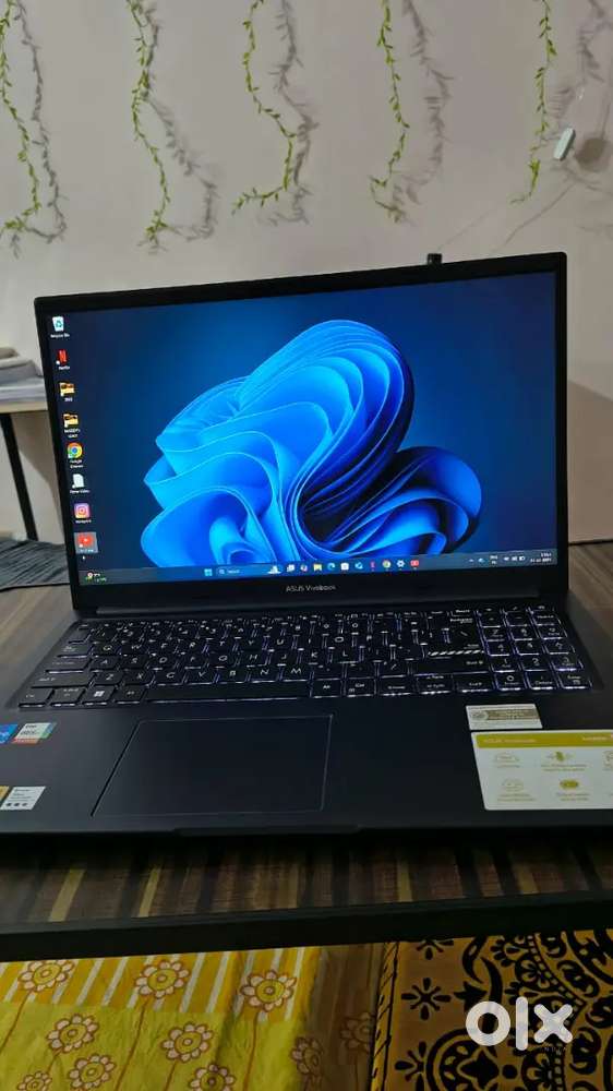 ASUS VIVOBOOK 15