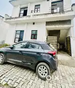 1st floor avaiable for rent