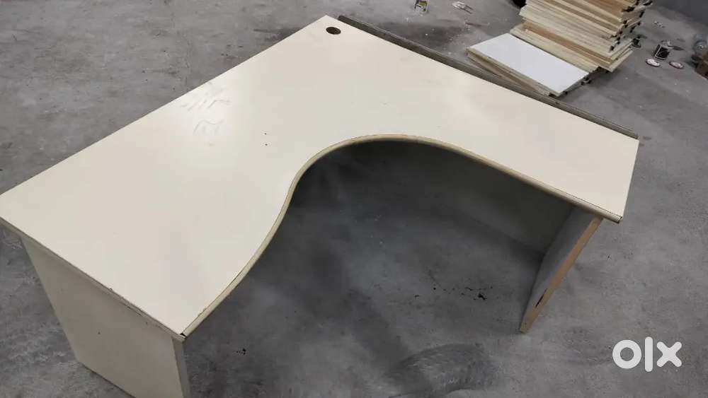 L TABLE 5/4