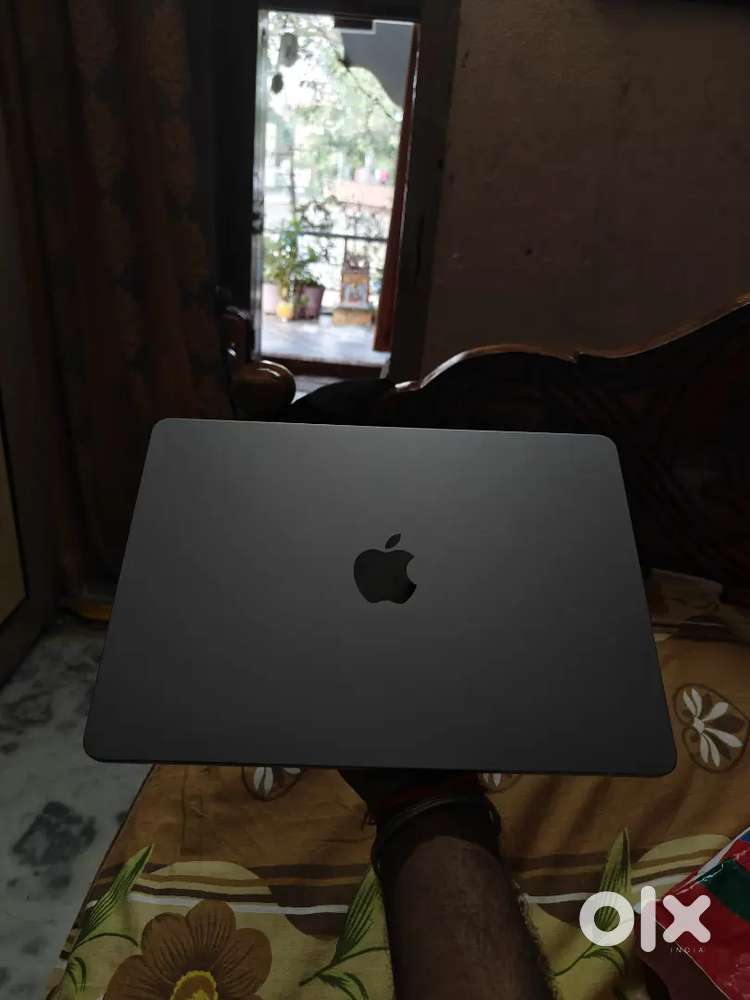 Apple Macbook air m2