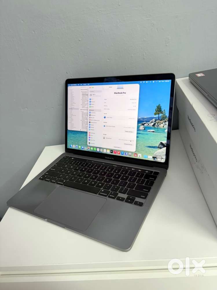 Apple MacBook pro A2338 M1 chip 16gb ram 512gb ssd cycle 76 2021 year