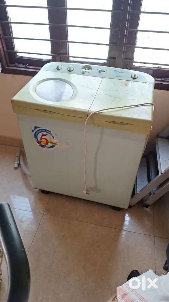 Whirlpool Semiautomatic