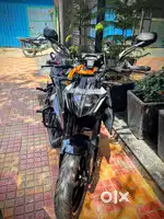TFT display, quick shifter, led lights, new black colour