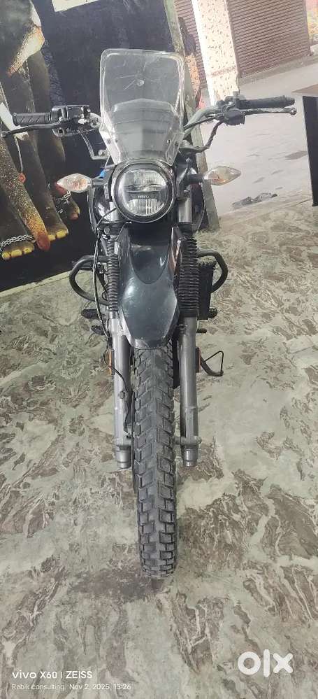 X pulse 200 show room condition