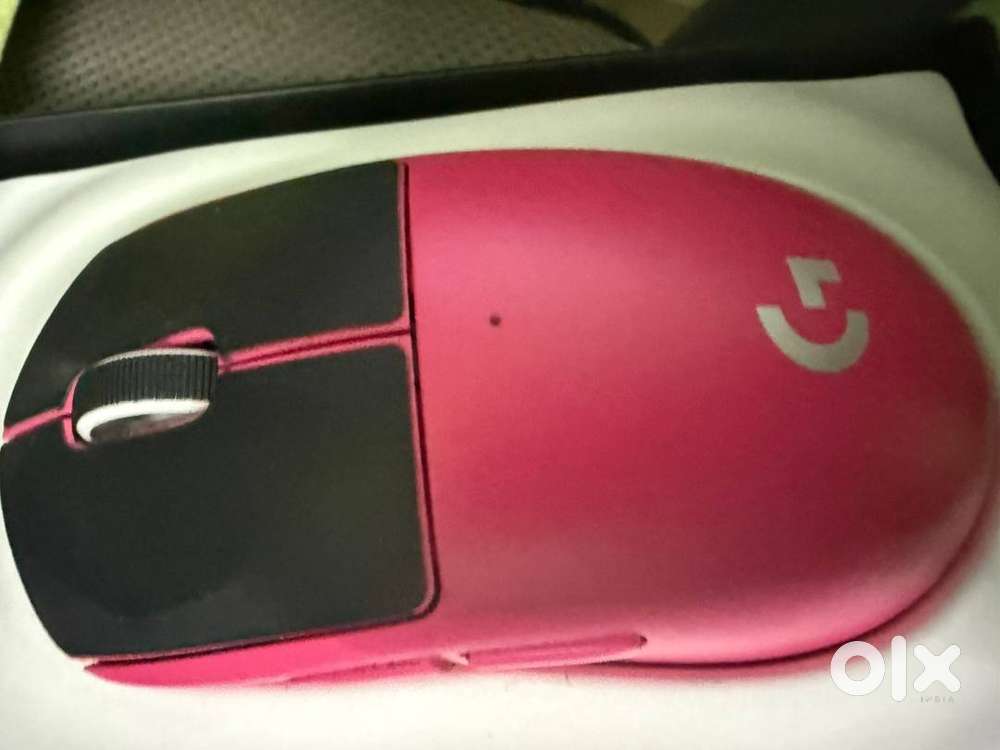 Logitech Superlight GPX2 (without stock griptapes)