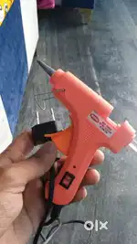 Glue gun with fragrance body spray for men