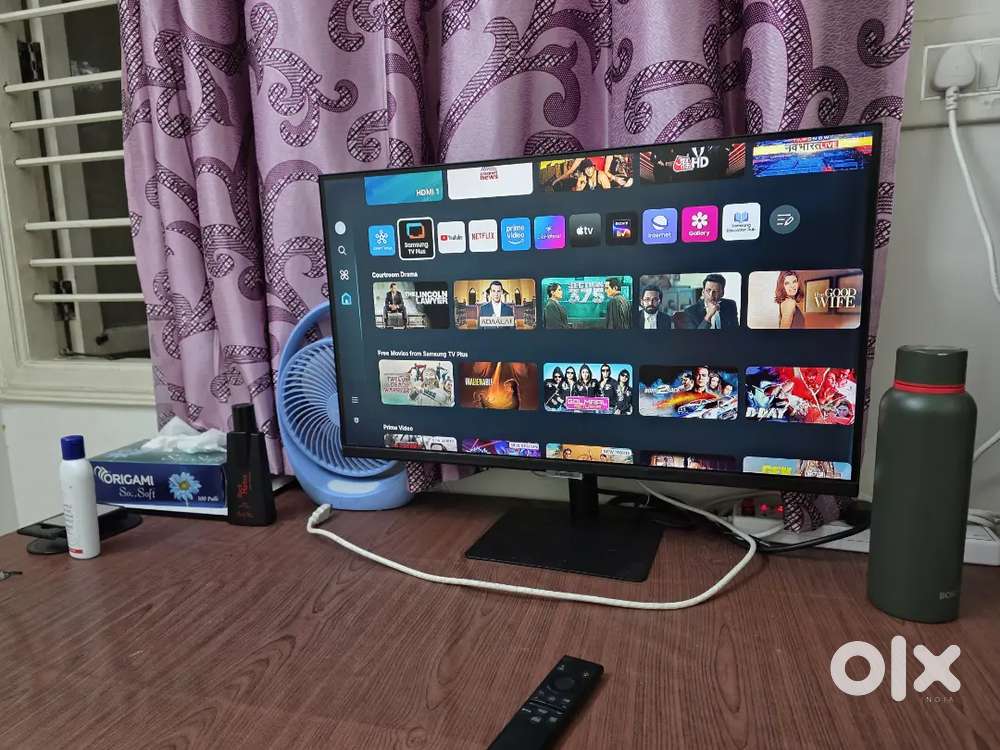 Samsung Smart Monitor M5