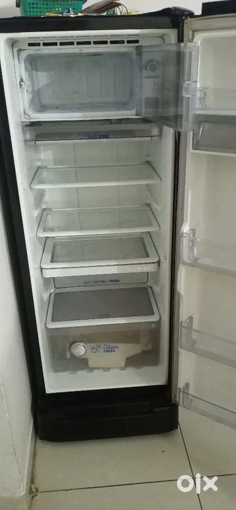 Whirlpool refrigerator