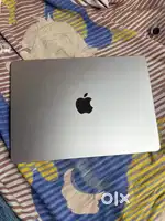 Mackbook M4