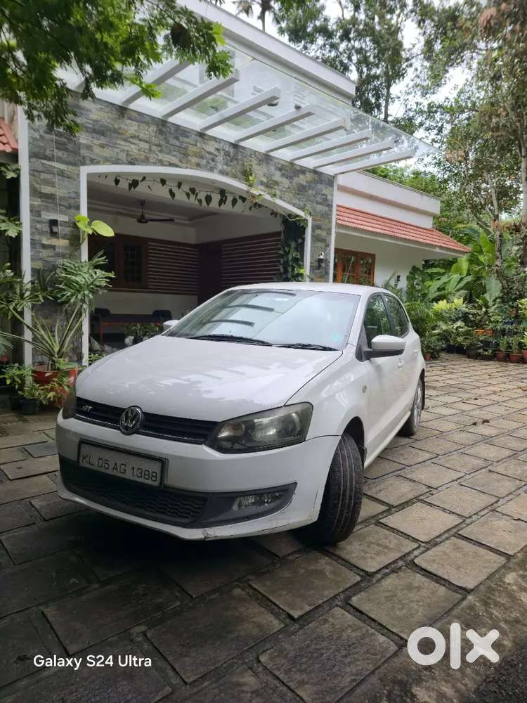 2013 Polo TDI highline in mint condition