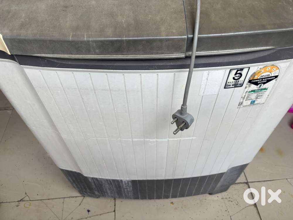 LG semi automatic washing machine - 9kg