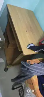 Computer table