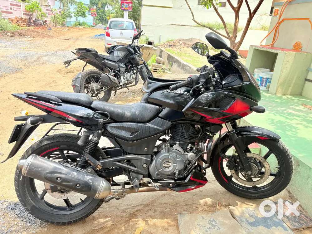 Pulsar220f