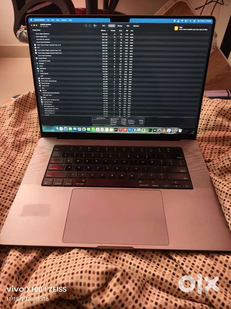 Macbook M1 pro 32gb 16 inch . Excellent condition.