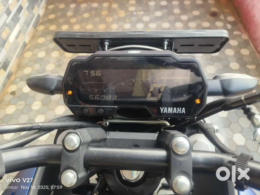 Showroom maintenance bike