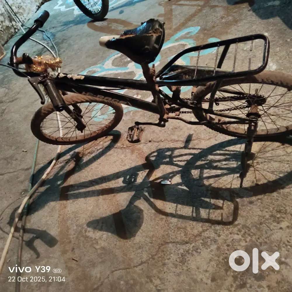 1 year old bicycle and four age second hand