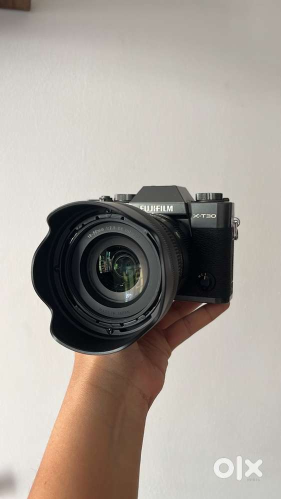 Fujifilm XT-30 Camera & Sigma 18-50 f2.8 Lens
