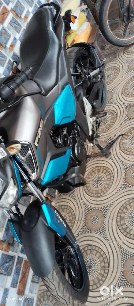Yamaha fzs v3