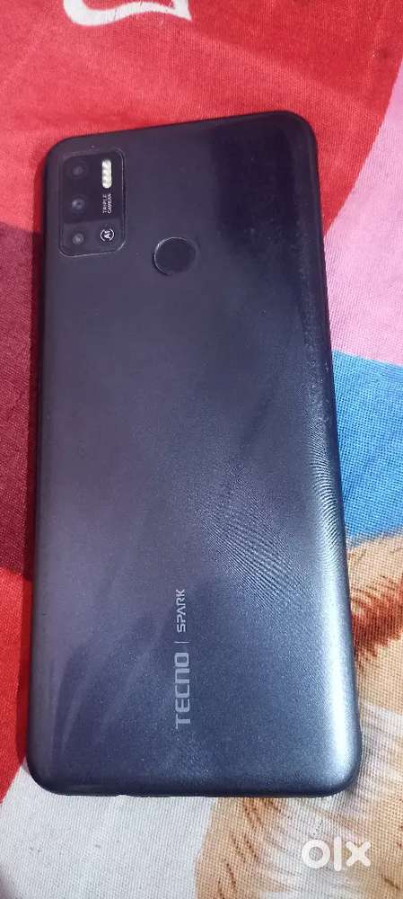 Techno spark 6 air, two years old only sab thik h
