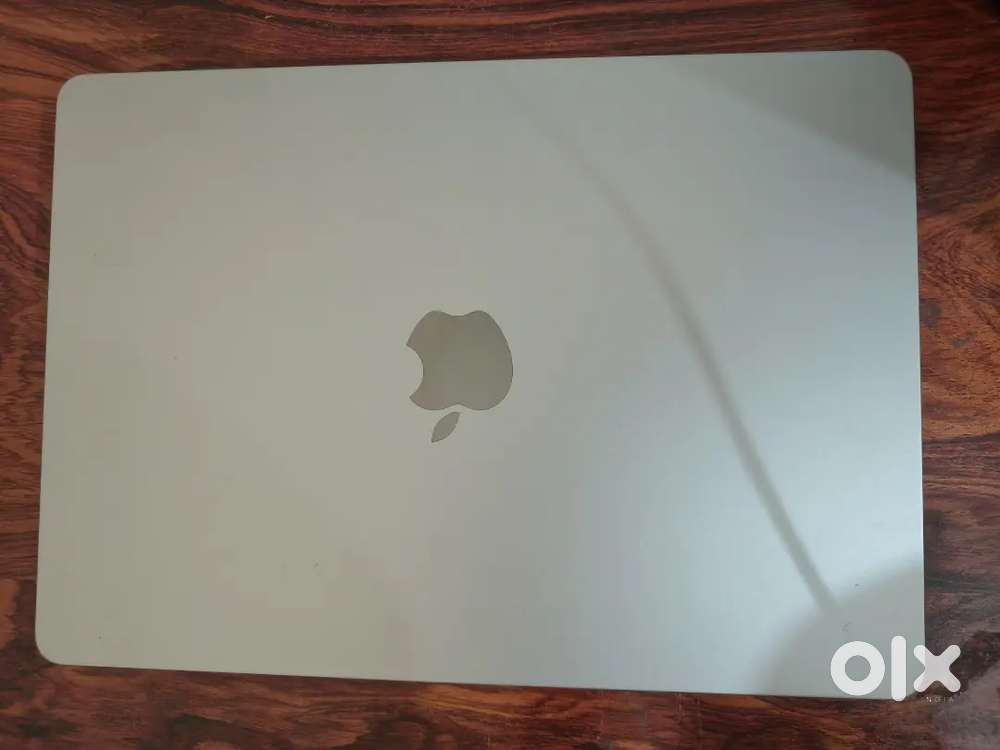 Macbook Air M2 (16/256) starlight