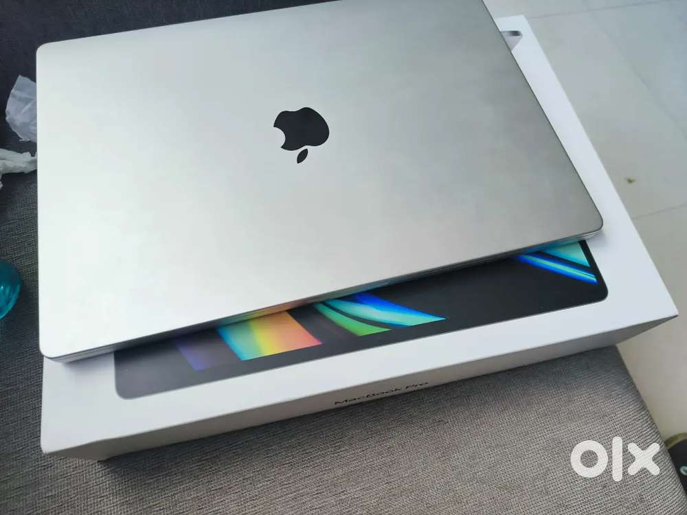 Apple macbook m1 pro 14 inches 16gb ram 512gb ssd