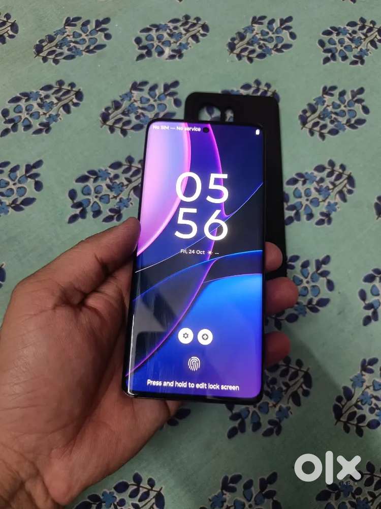 Sell Moto Edge-40 (8+256).. Superb Condition Phone..