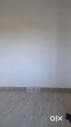 1 BHK flat for rent need a 1 member no need of brokerage
