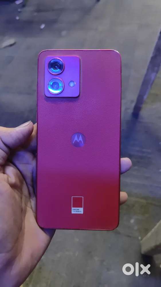 Moto g84 well maintained not any problem