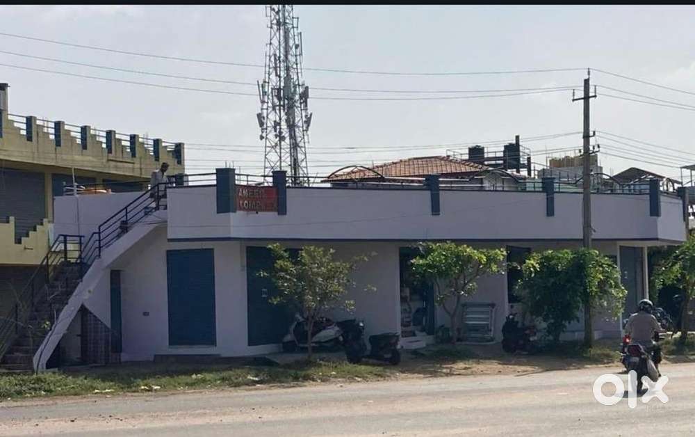To-let shop