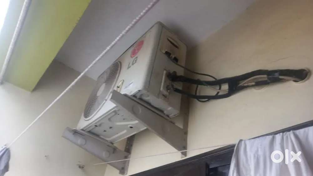 LG AC 1.5 ton good condition well mentain amazing cooling