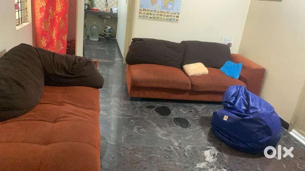 Sofa 3 plus 2 seater at 4k