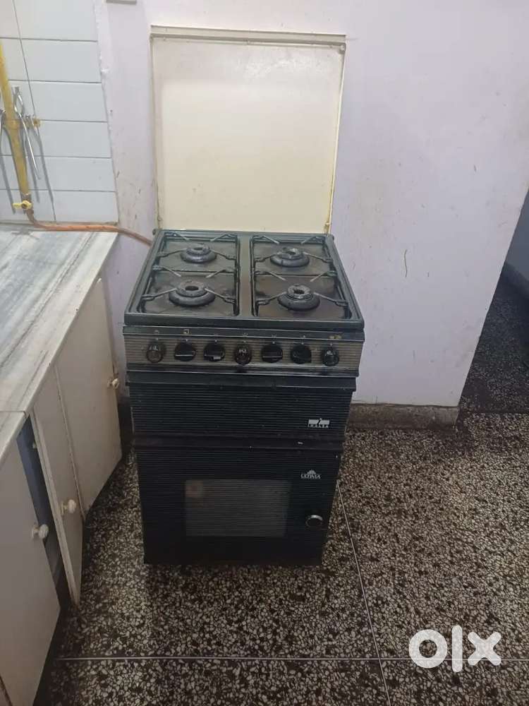 Cooking Range 4 Burner + Oven