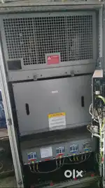 HITACHI UPS