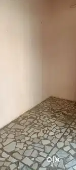 2bhk room in shakarpur near laxmi nagar metro station