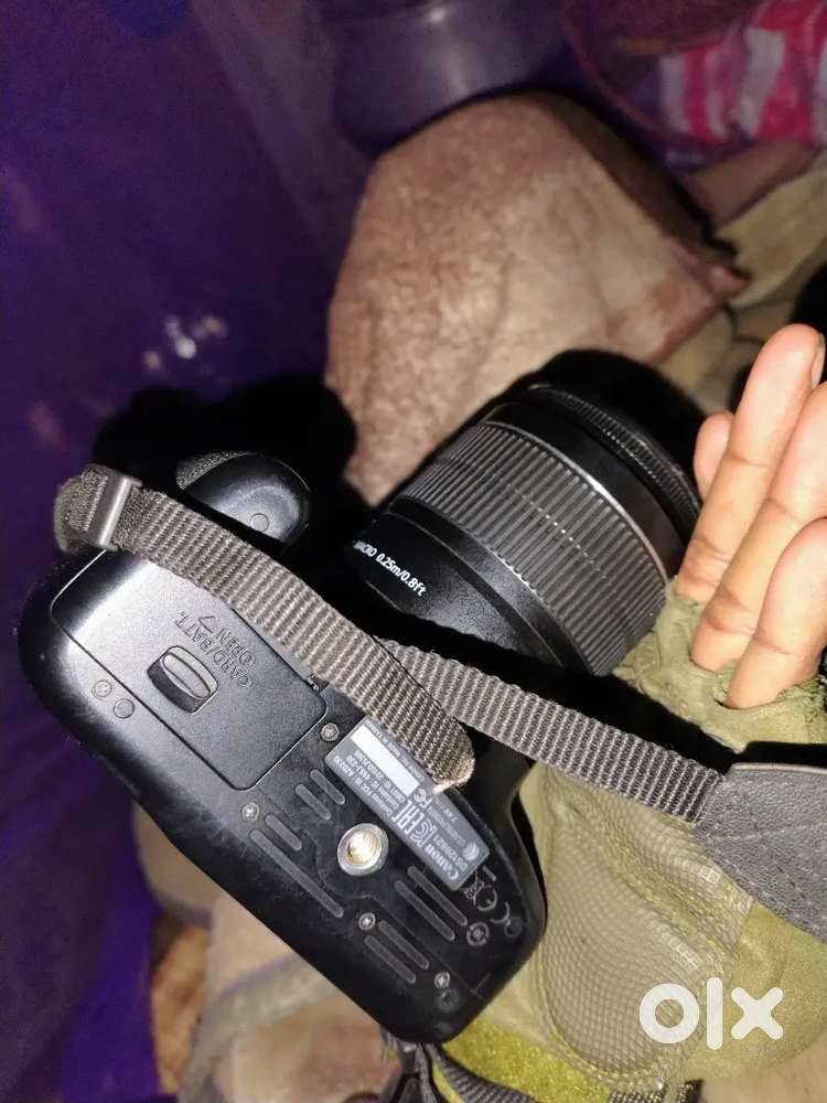 Canon EOS 1300d/ 20000