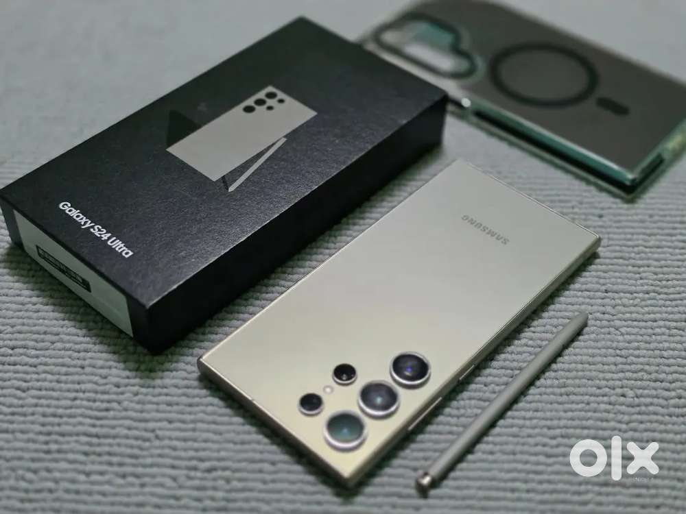 Sumsung galaxy s 24 ultra with all accessories.emi available